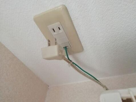 電子レンジのアース線を差す端子がないけど必要 届かない時の延長や正しい付け方も イナコド 田舎で子育てをしてます 電子レンジのアース線を差す端子がないけど必要 届かない時の延長や正しい付け方も イナコド 田舎で子育てをしてます