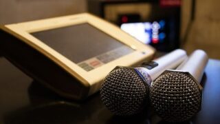 カラオケボックス